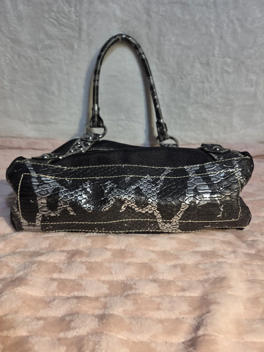 Kathy Van Zeeland Black Women's Satchel Handbag with Metallic Trim